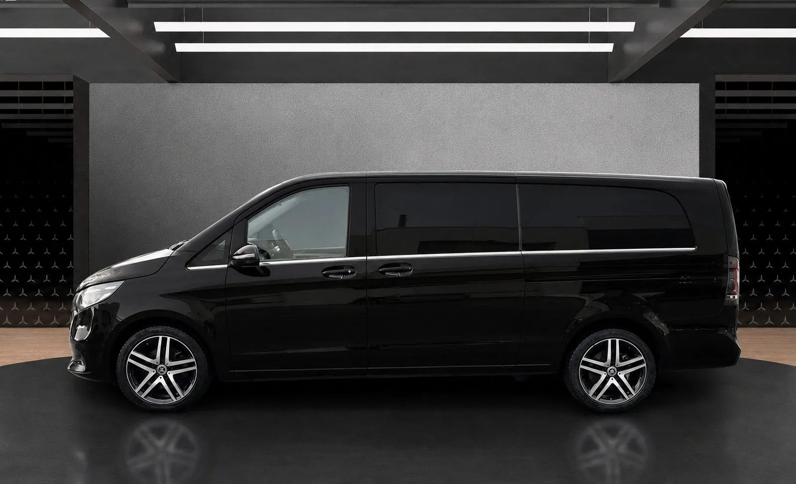 V-Class V250d XL Avantgarde - vista laterale
